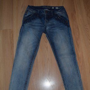 Miss Me embroidered signature cuff skinny jeans, EUC Sz. 26